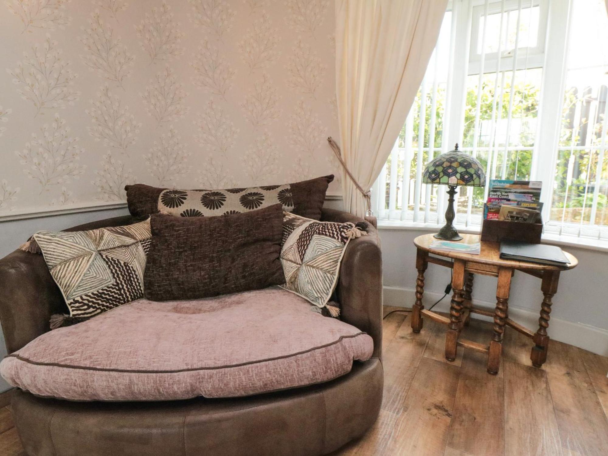 11A High Street Villa Scarborough Kültér fotó